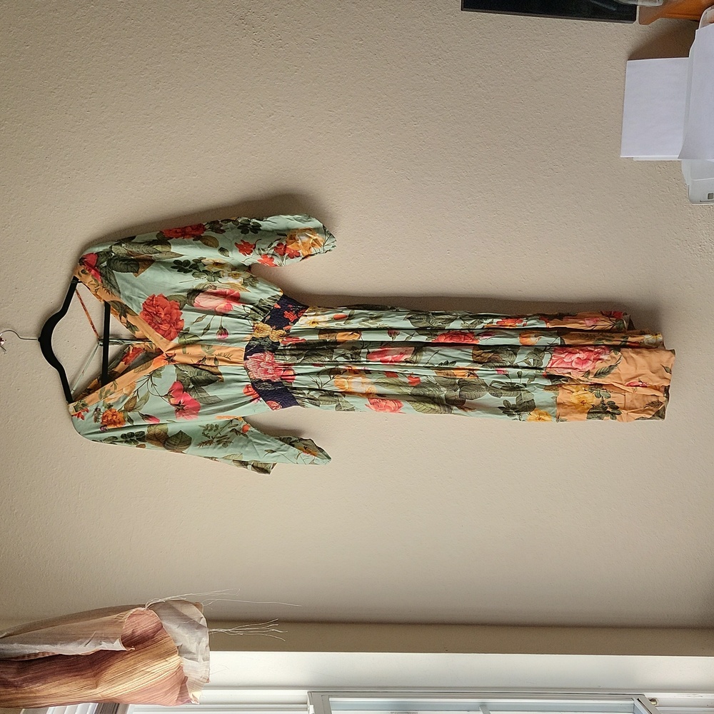 FARM RIO Rose Flounce Dress
